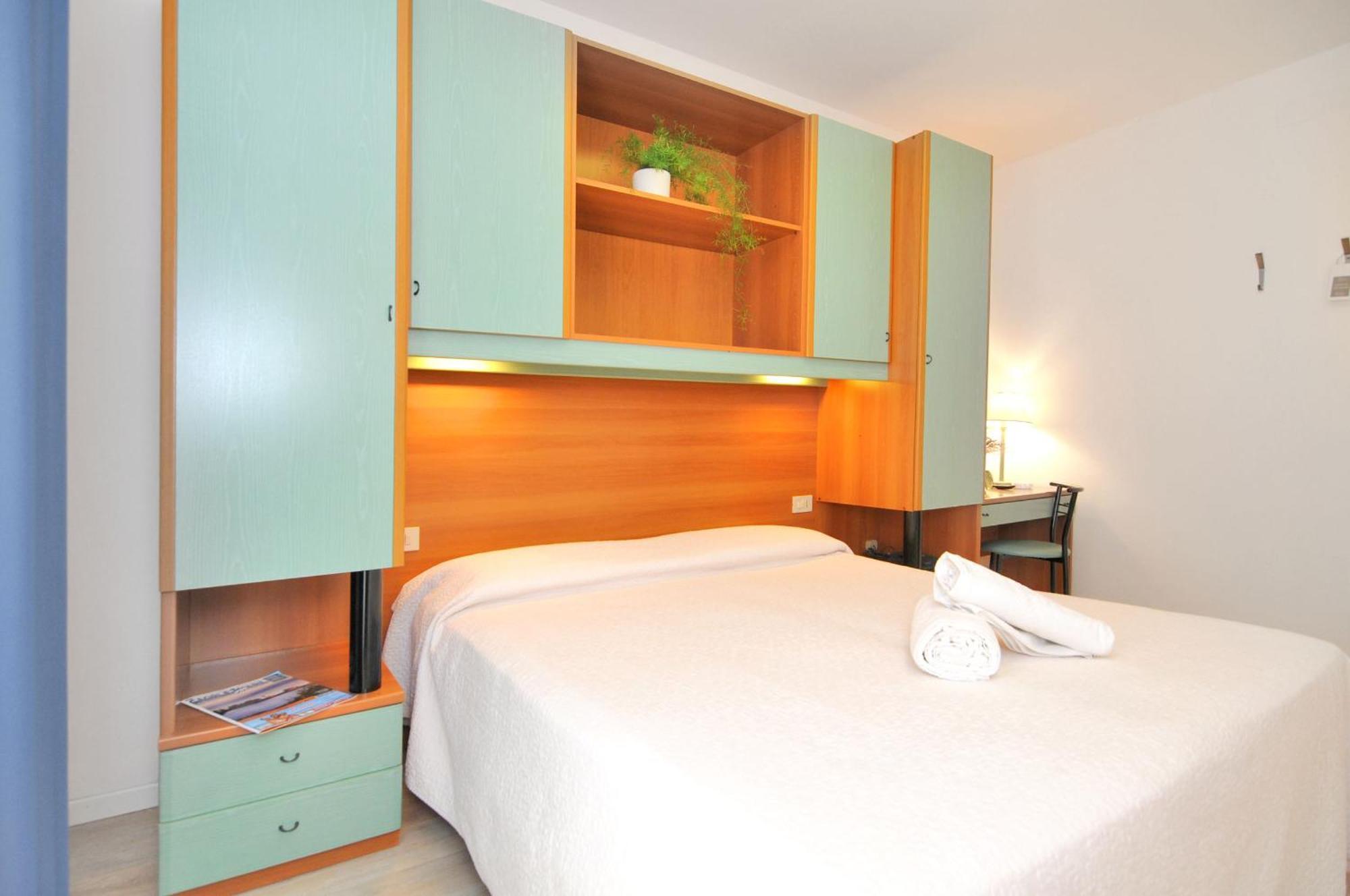 Hotel Rex Caorle Bagian luar foto
