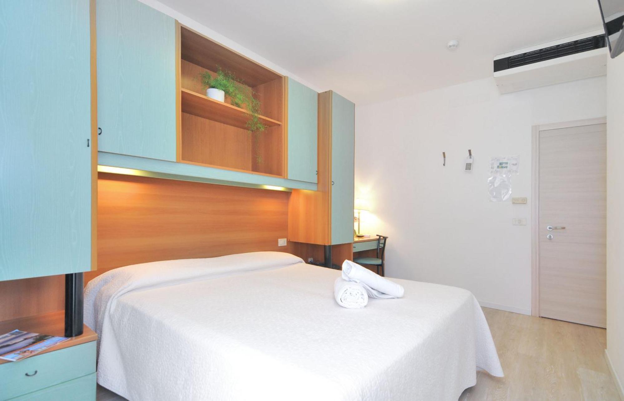Hotel Rex Caorle Bagian luar foto