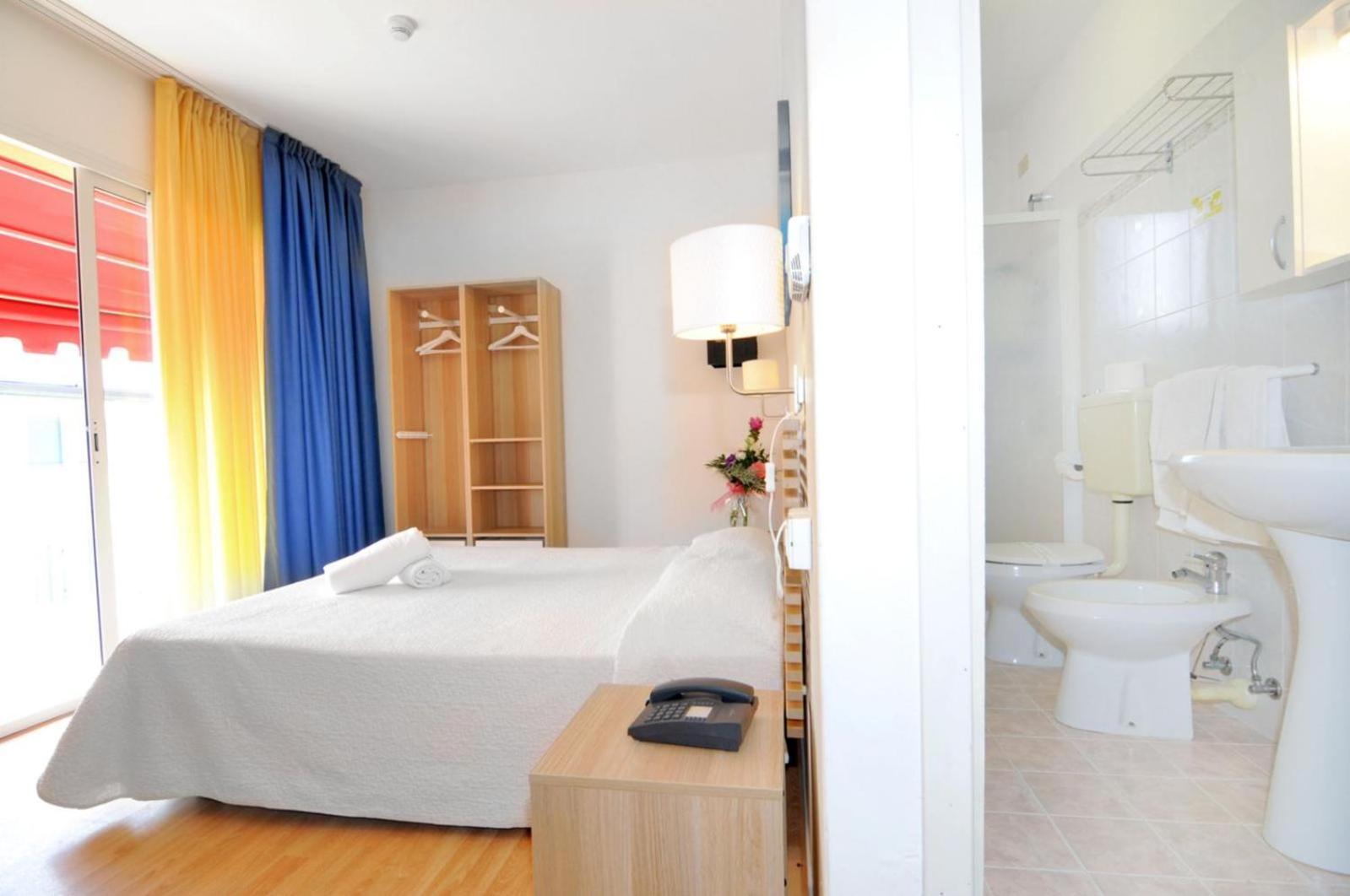 Hotel Rex Caorle Bagian luar foto