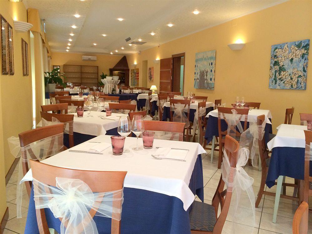 Hotel Rex Caorle Bagian luar foto